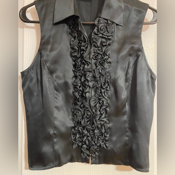 Studio 100% Silk V-Neck Ruffled Sleeveless Collared Zippered Black Tank UK14 - Picture 5 of 8